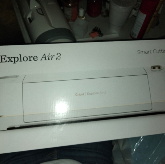 Cricut - Picture 2 of 3